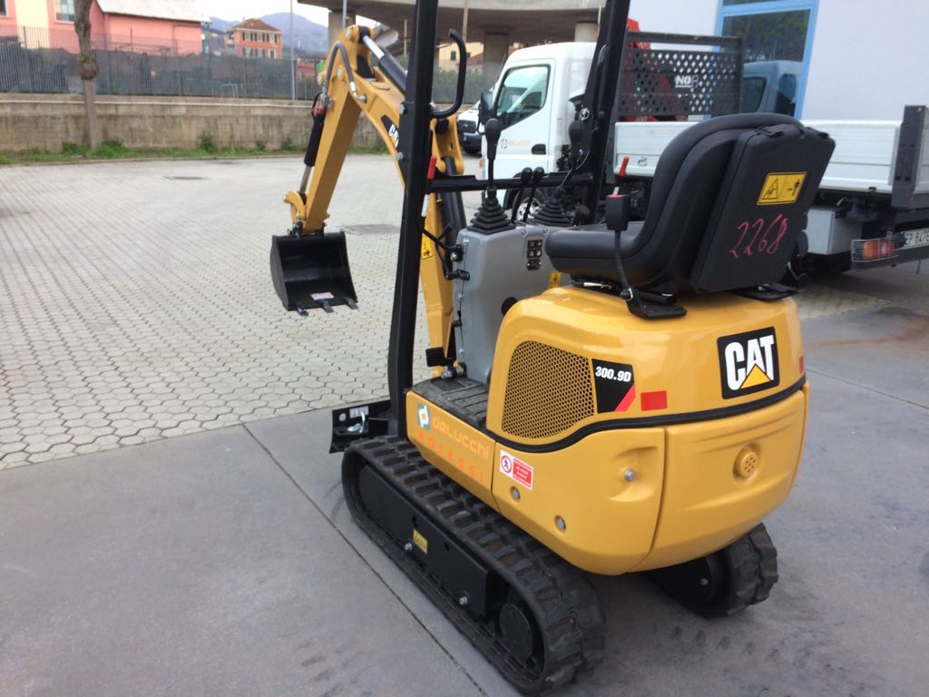 Miniescavatore CAT 300.9D